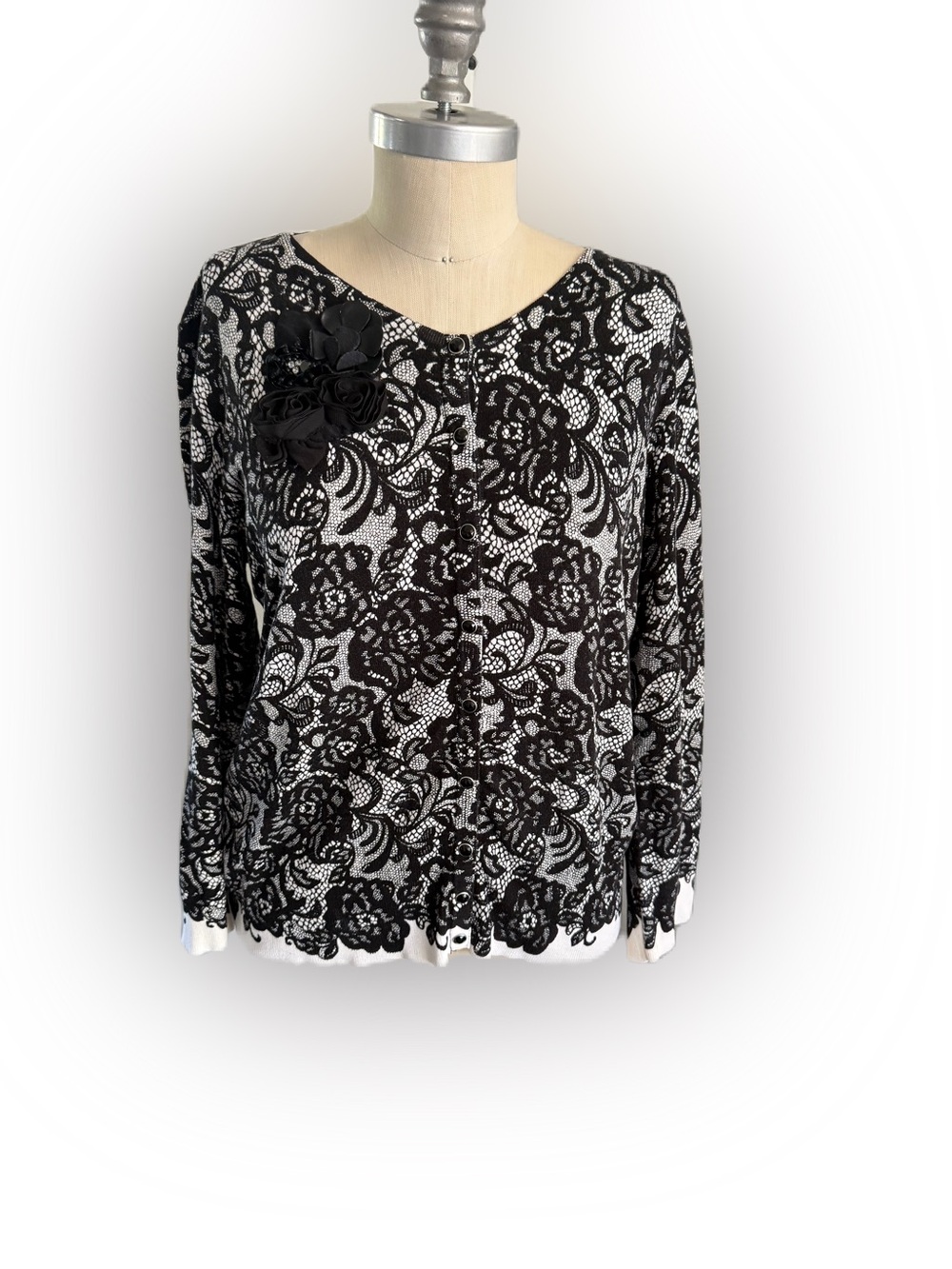 White House Black Market Long Sleeve Black Snap Button Down Sweater. Large